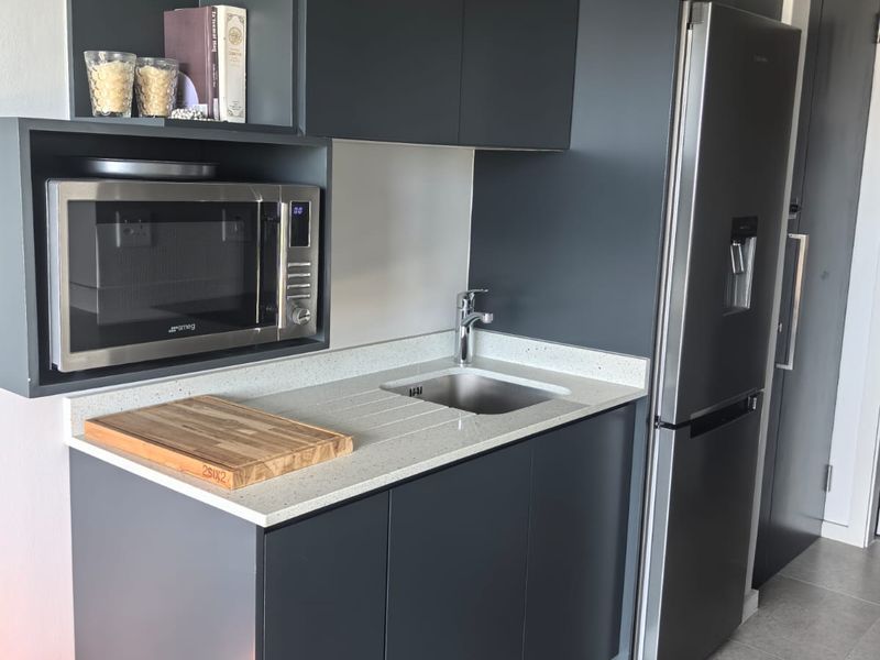 Sophisticated Urban Living: Designer Perfection On 2 SIX Florida Road - Photo 10