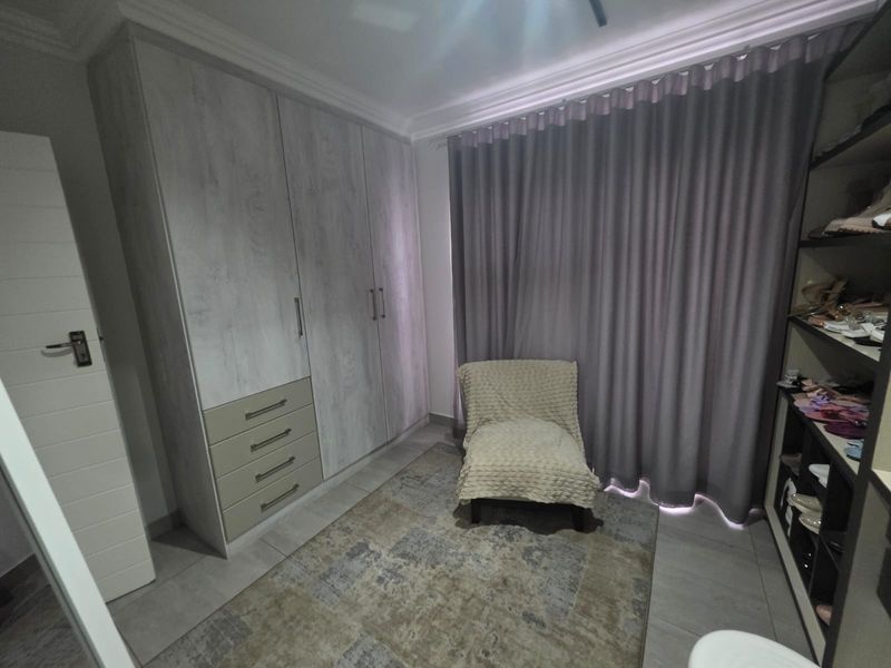 Elegant & Modern Living – 3-Bedroom Cluster - Photo 7