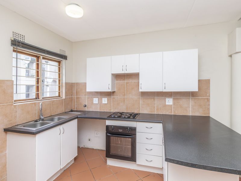 Garden Apartment with a Loft For Sale - Photo 2