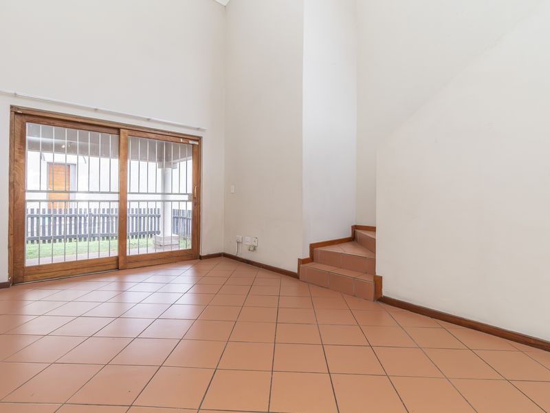 Garden Apartment with a Loft For Sale - Photo 7