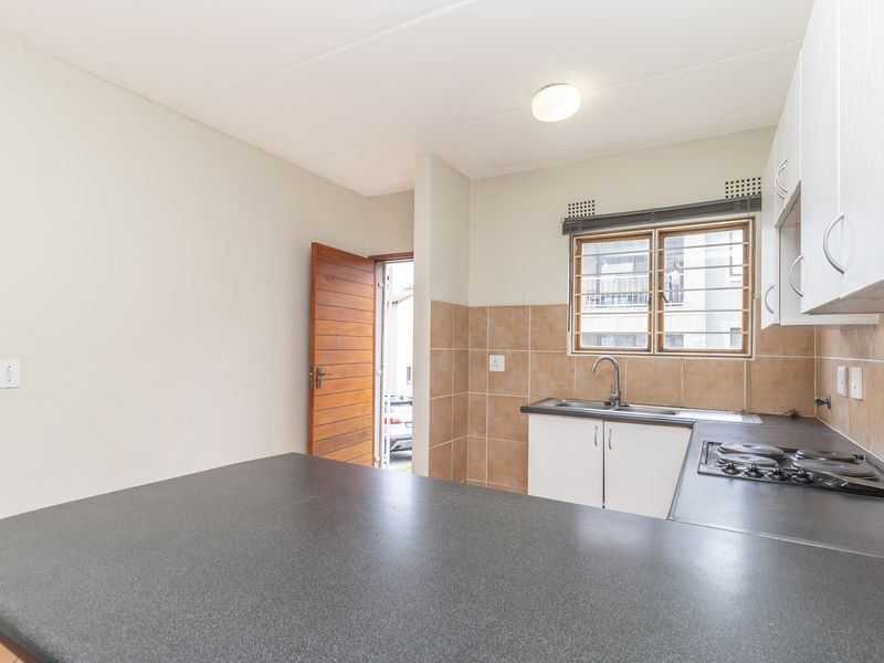 Garden Apartment with a Loft For Sale - Photo 5