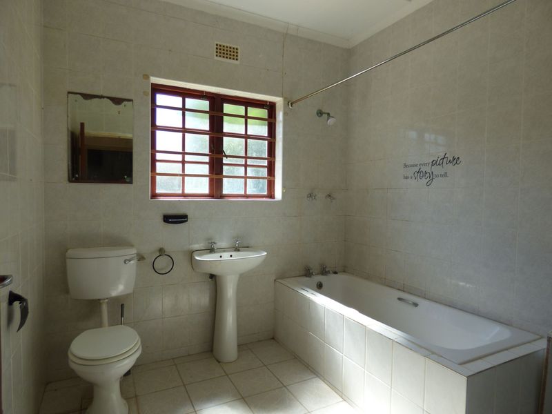 Versatile Property With Two Separate Living spaces in Heron Street, West Bank - Photo 10