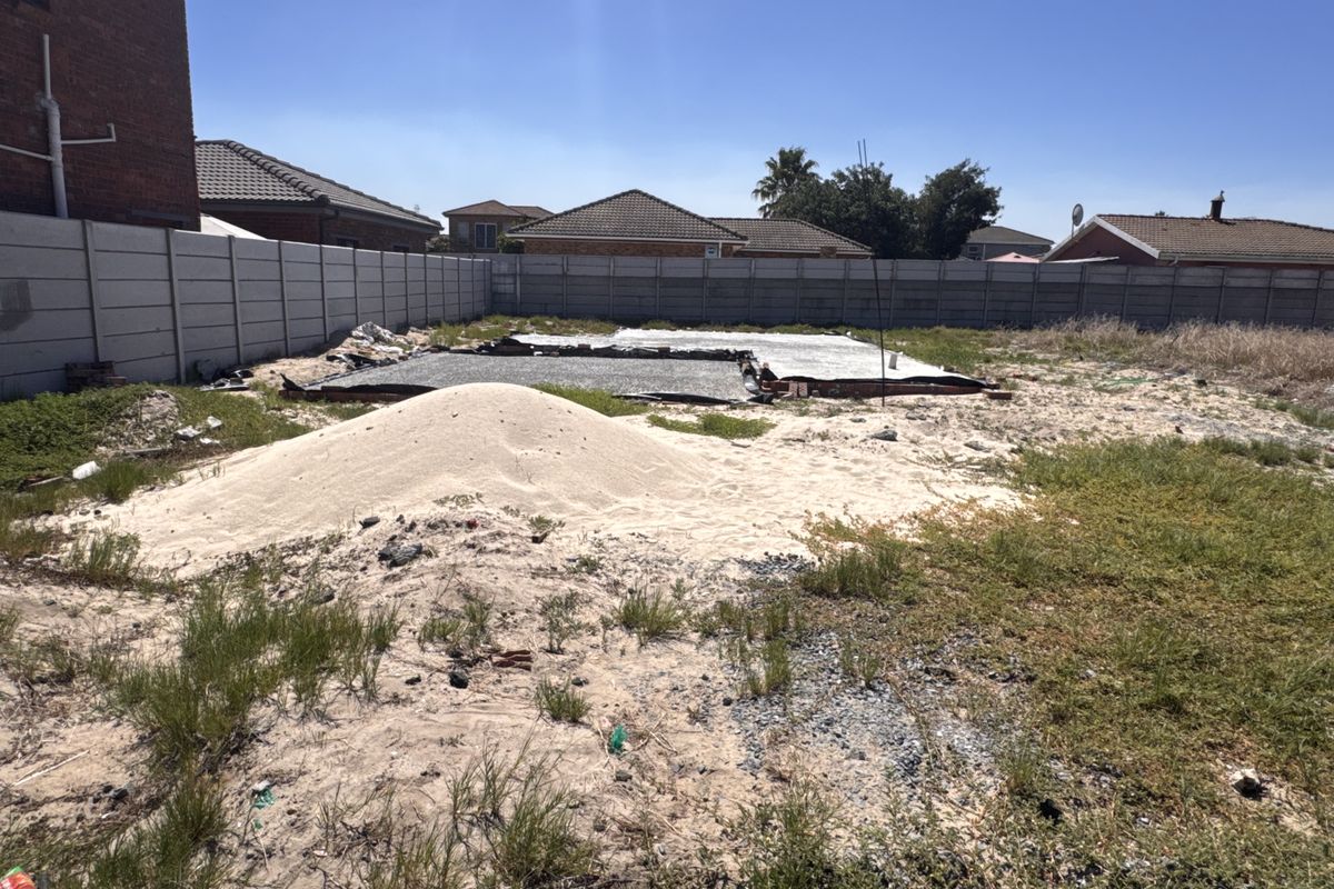 Luxury Double-Storey Plot & Plan - Photo 4