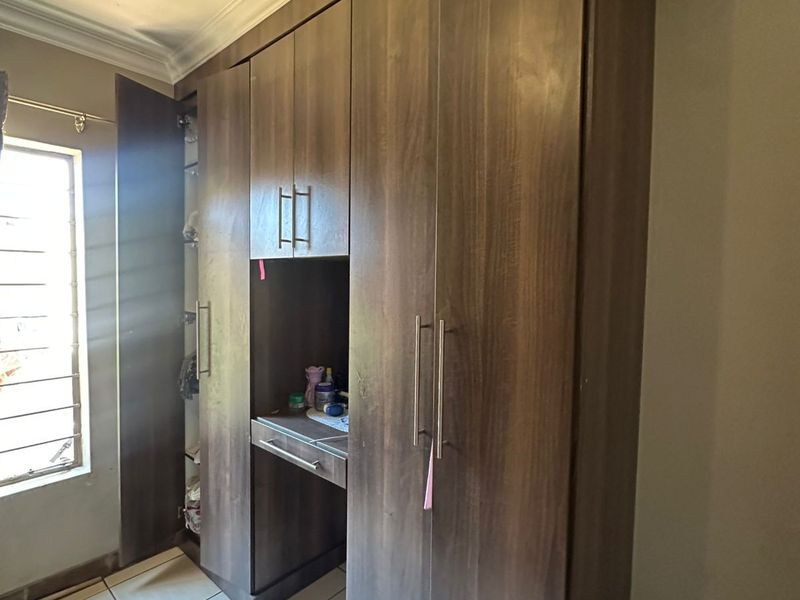 Ground floor 2 bedroom Apartment - Photo 9