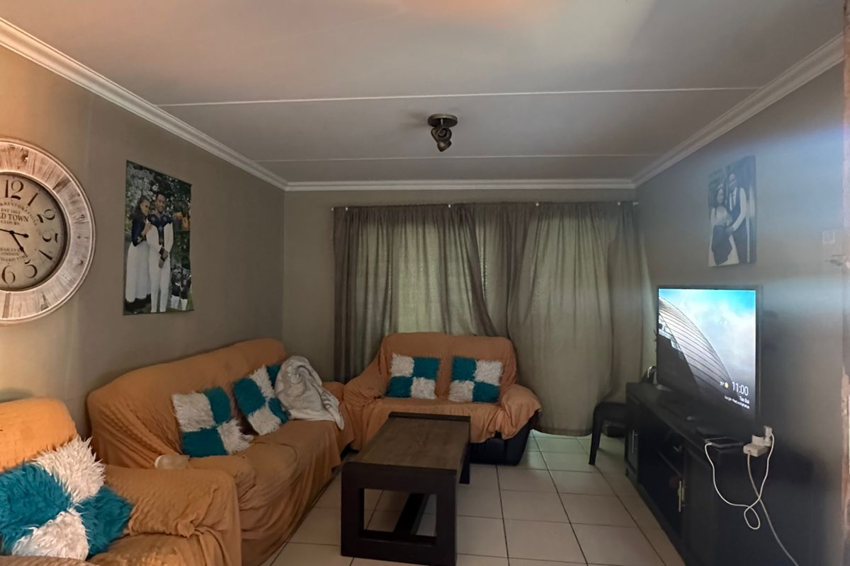 Ground floor 2 bedroom Apartment - Photo 5