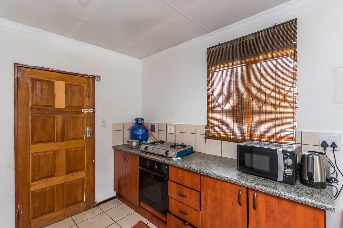 Make New Family Memories or Simply invest! - Photo 2