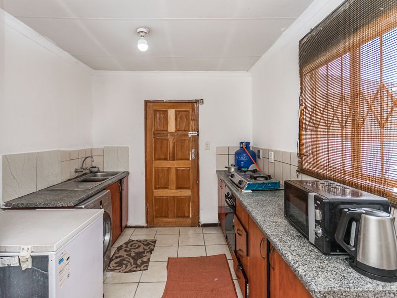 Make New Family Memories or Simply invest! - Photo 9