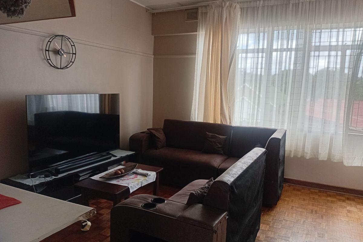 SCOTTSVILLE – 2 BEDROOM APARTMENT TO LET - Photo 3