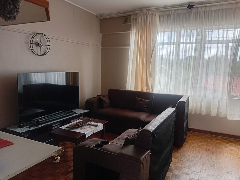 SCOTTSVILLE – 2 BEDROOM APARTMENT TO LET - Photo 3