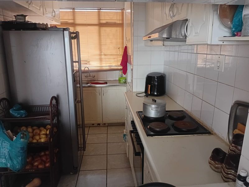 SCOTTSVILLE – 2 BEDROOM APARTMENT TO LET - Photo 7