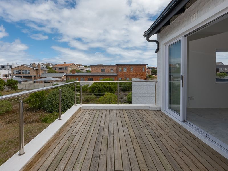 Long-Term Rental Opportunity – Two Separate Units in Agulhas - Photo 2