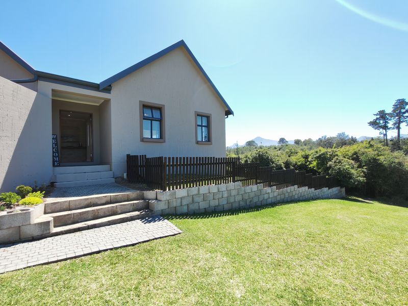 Modern 3-Bedroom Home in Secure Kraaibosch Country Estate - Photo 5