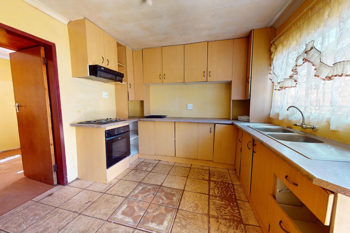 Three Bedroom Family House To Rent at Sarafina in Ikageng Location Potchefstroom - Photo 4