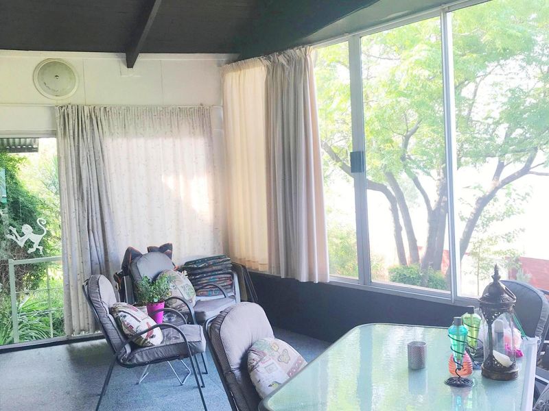 Waterfront Living, Launch your boat. Central home in Oranjeville, Vaal Dam - Photo 6