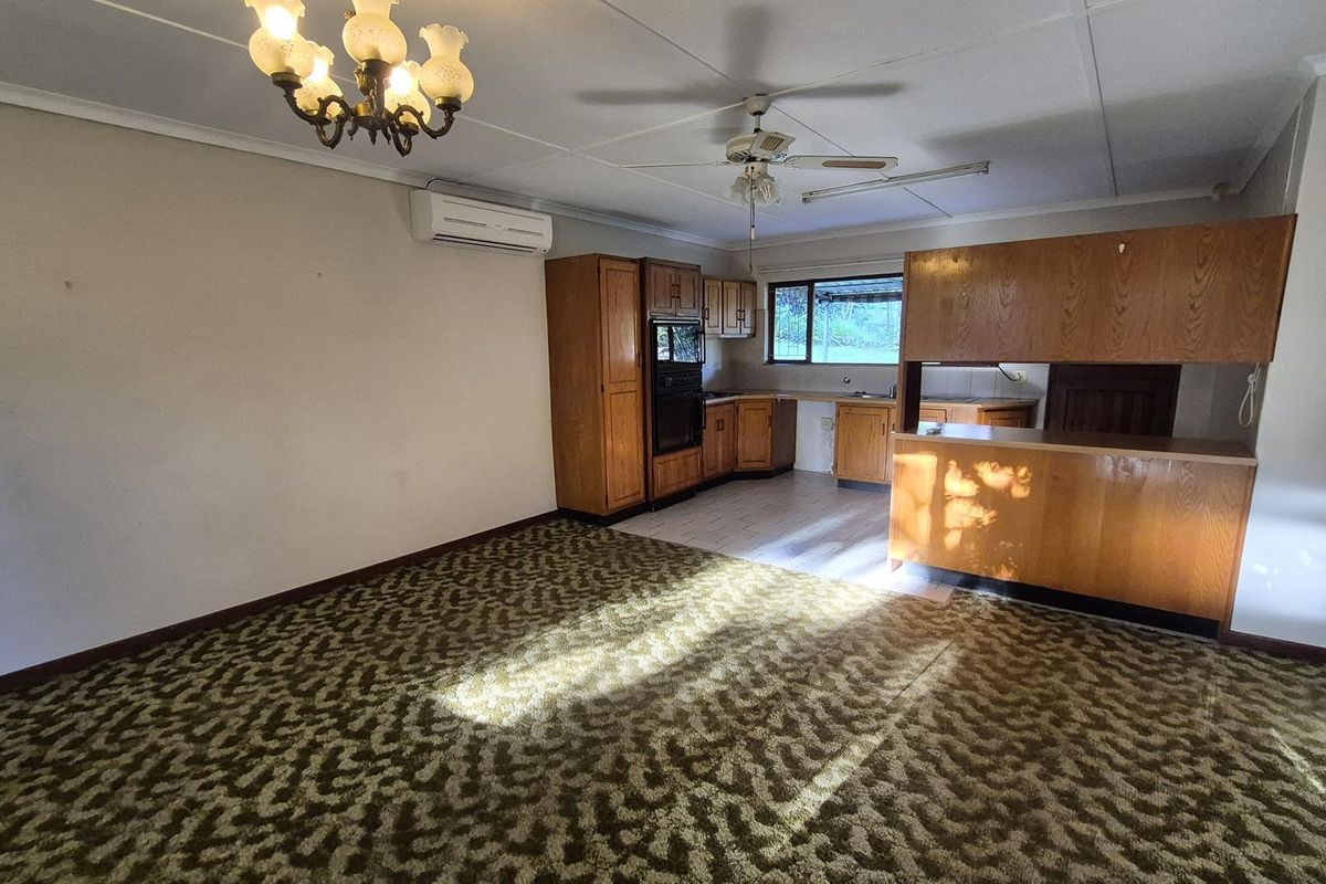 CHARMING COMPLEX - Photo 5