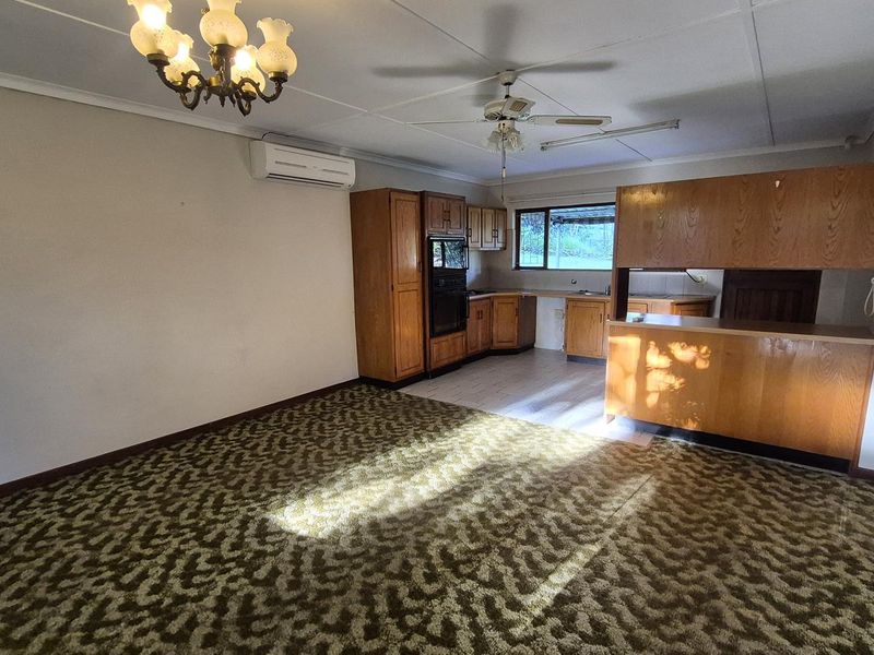 CHARMING COMPLEX - Photo 5