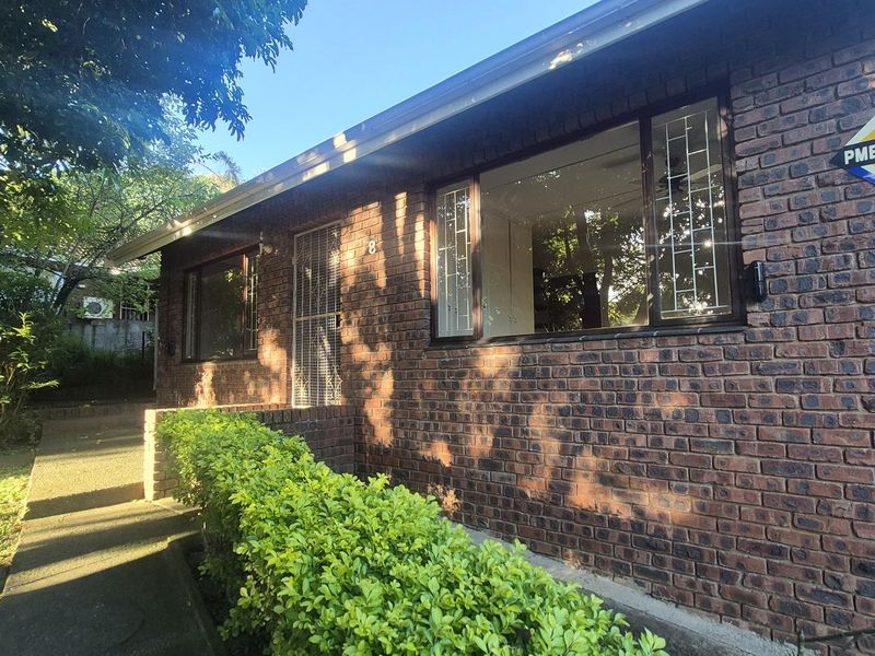 CHARMING COMPLEX - Photo 3