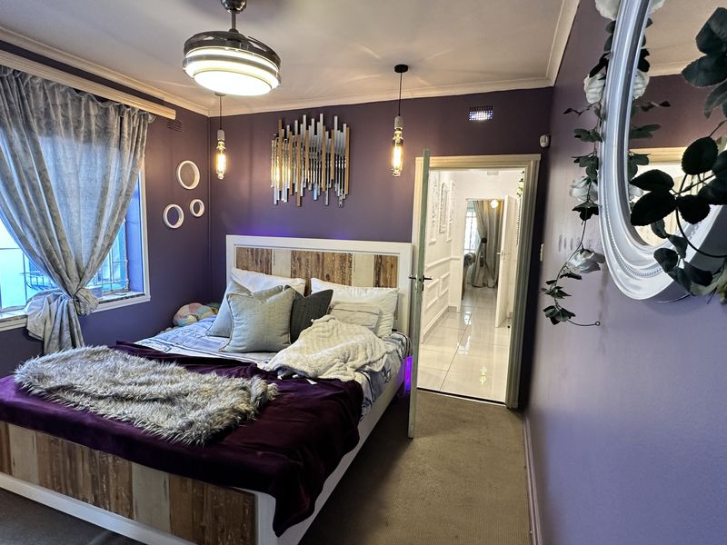 Quant Family home with Big Stoep, Pool and Optional Entertainment Area - Photo 9