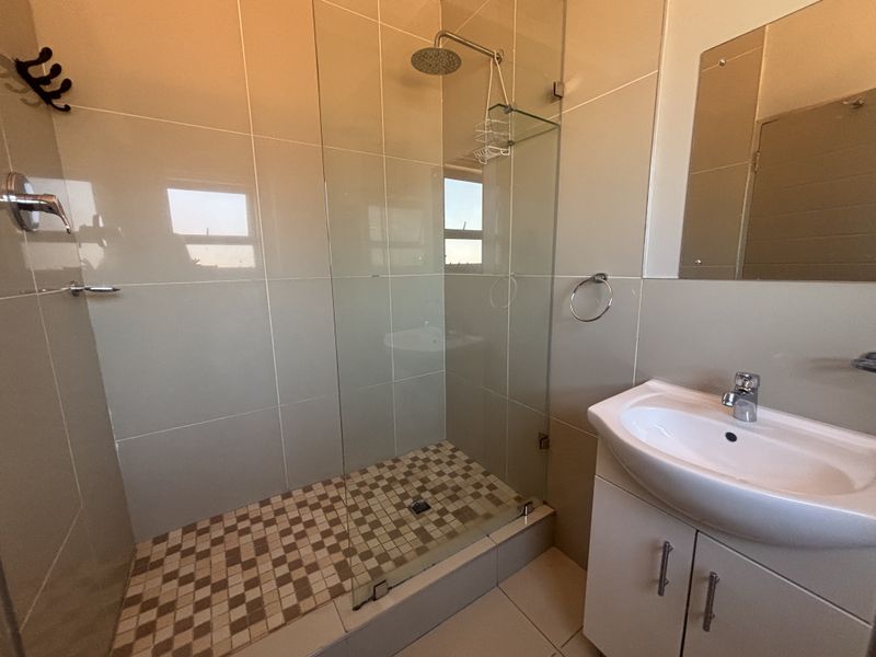 Exclusive Sole Mandate in Complex - Photo 9