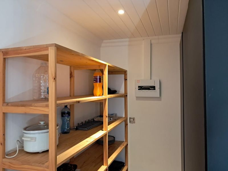 Weekend hideaway close to the surf . - Photo 9