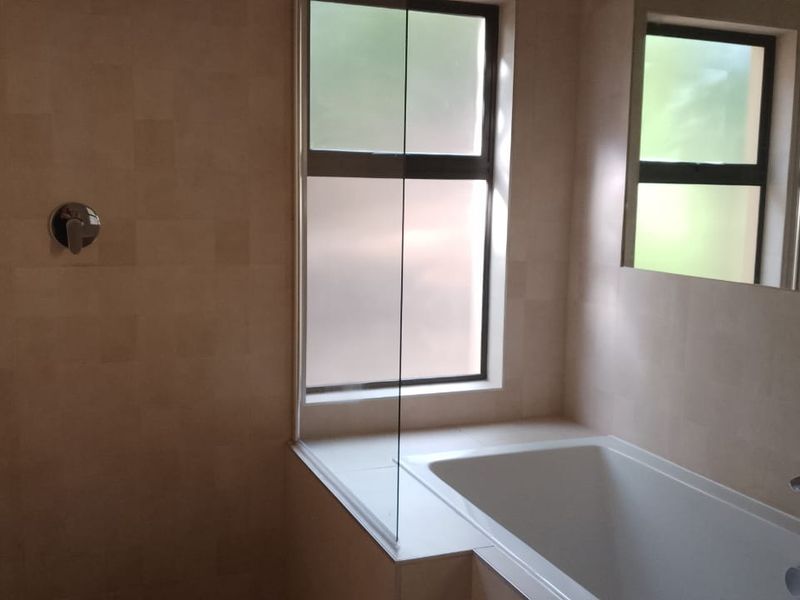 A Cozy and charming unit - Photo 10