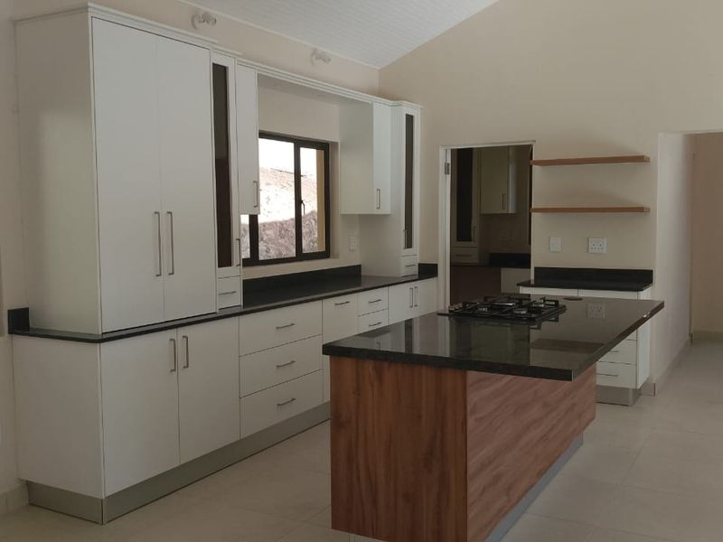 A Cozy and charming unit - Photo 6