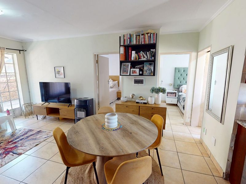 Two bedroom townhouse for sale in Andeon Pretoria West - Photo 3