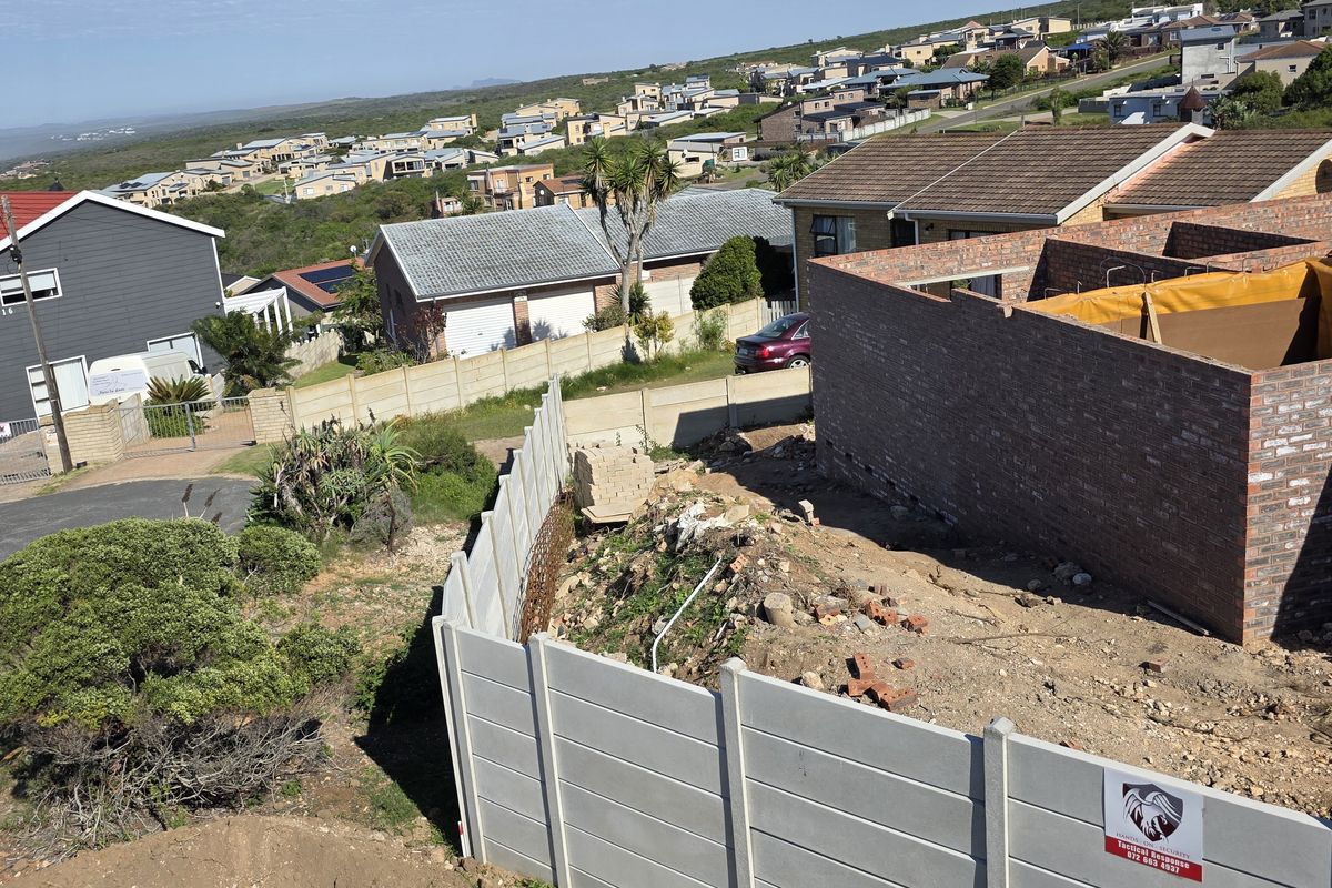 Modern duet with expansive ocean views in Dana Bay - Photo 2