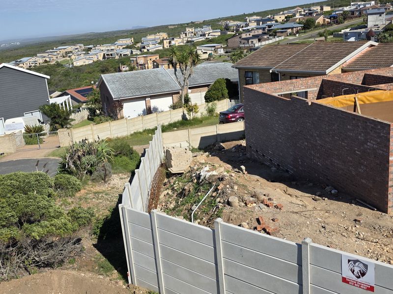 Modern duet with expansive ocean views in Dana Bay - Photo 2