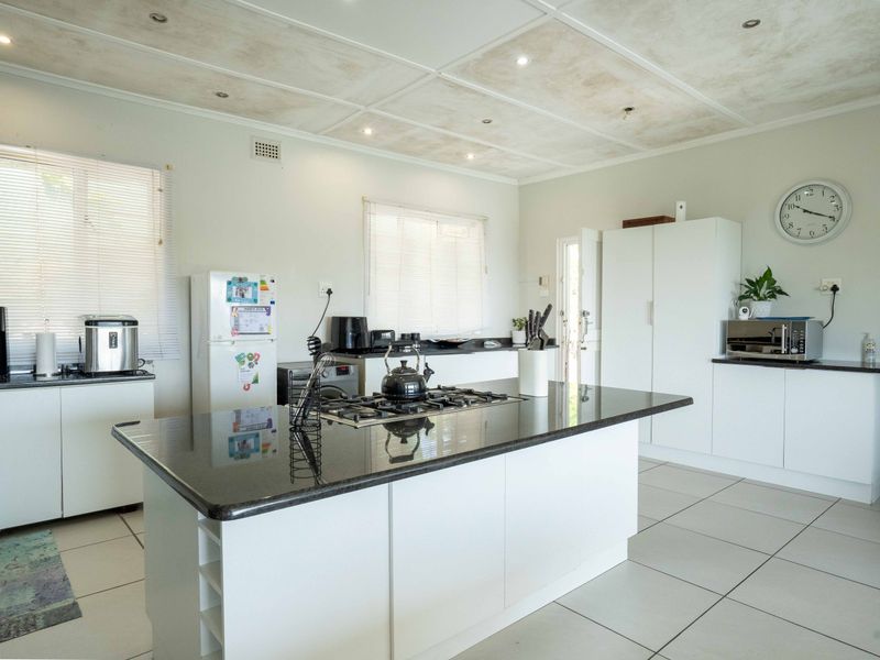 Auction 3 Bedroom Freehold in Umkomaas - Photo 4