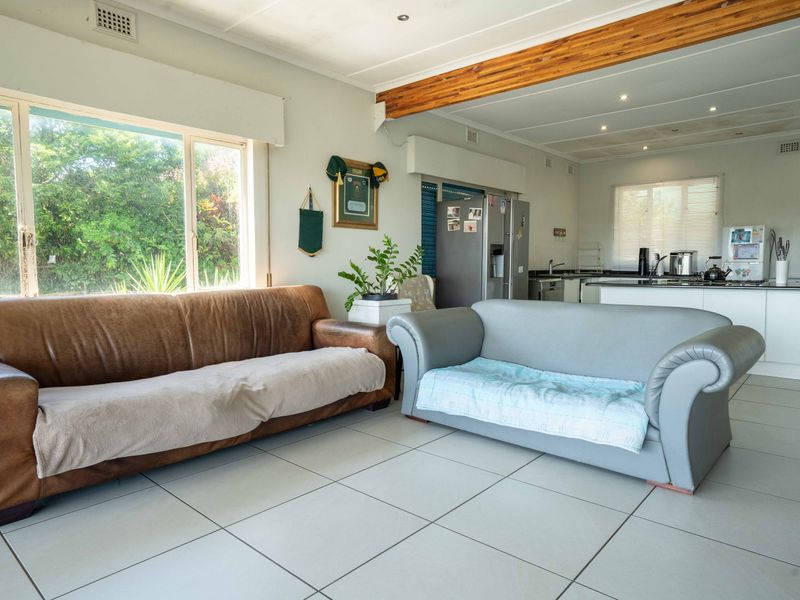 Auction 3 Bedroom Freehold in Umkomaas - Photo 5