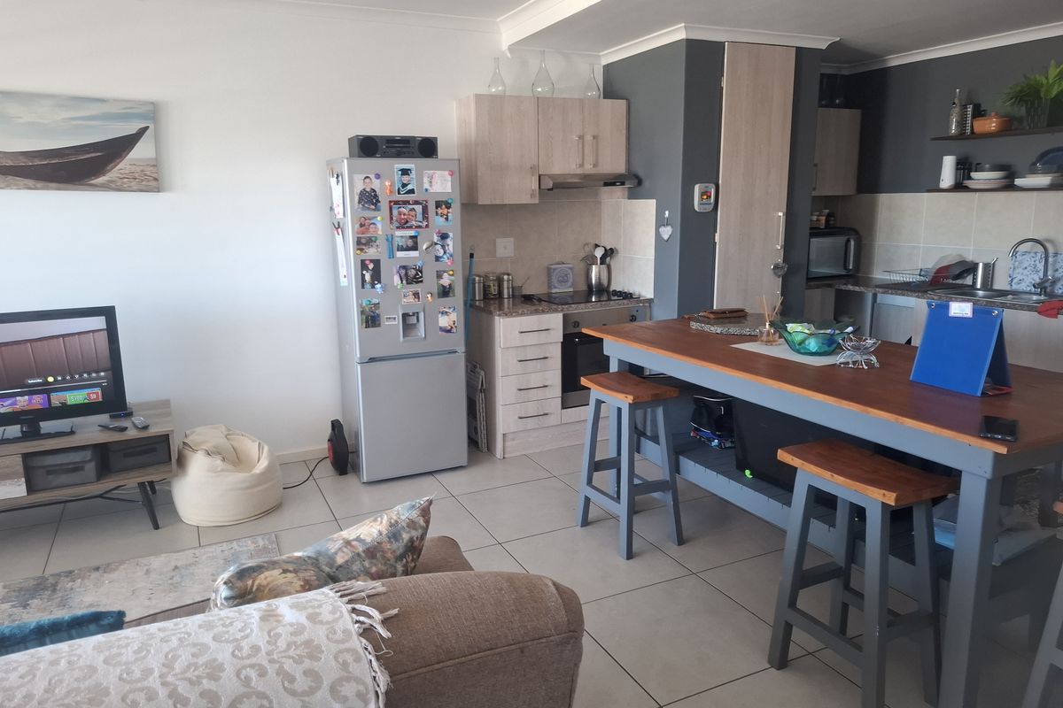 Apartment Rental Monthly In Blouberg - Photo 2
