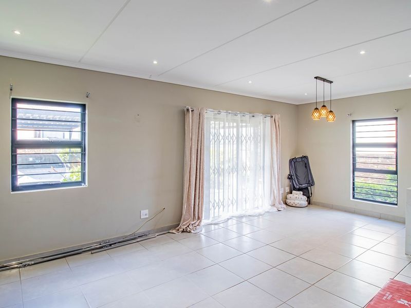 Modern 3-Bedroom 2,5 bathrooms cluster  for Sale in Lion’s Pride Lifestyle Estate – Kilimanjaro - Photo 8