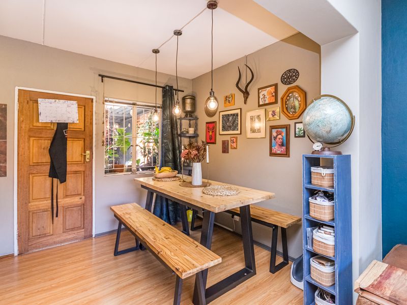 2 Bedroom Duplex for sale in die Hoewes - Photo 5