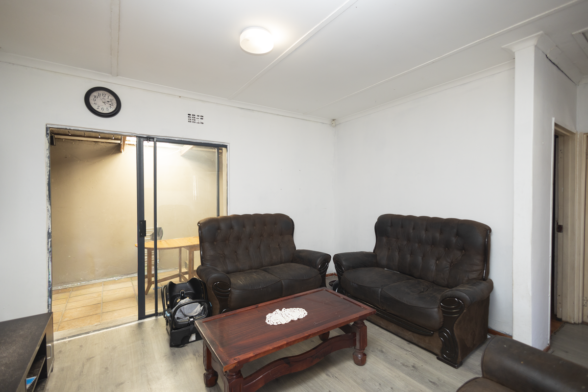 Charming 2-Bedroom Home for Sale in Highbury Park, Kuils River - Photo 5