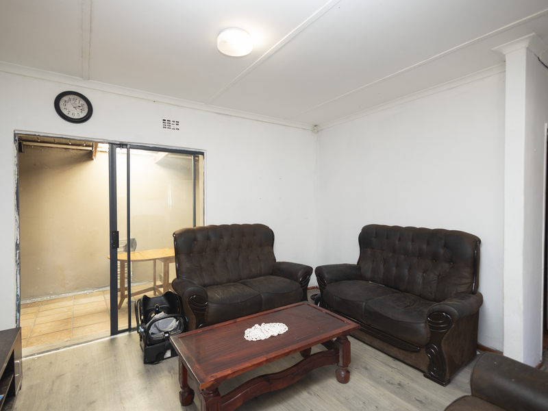 Charming 2-Bedroom Home for Sale in Highbury Park, Kuils River - Photo 5