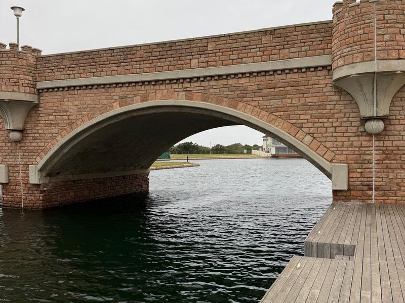 Charming 2-Bedroom Apartment in the Marina - Photo 7