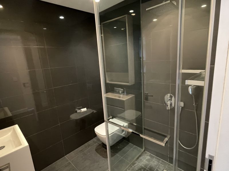 Bright & Stylish Urban Living in Park Central, Rosebank - Photo 6