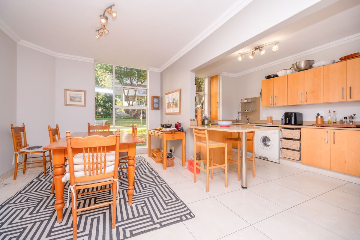 Ground Floor 3 Bedroom Apartment with Private Garden for Sale – Prime Sandton Location - Photo 3