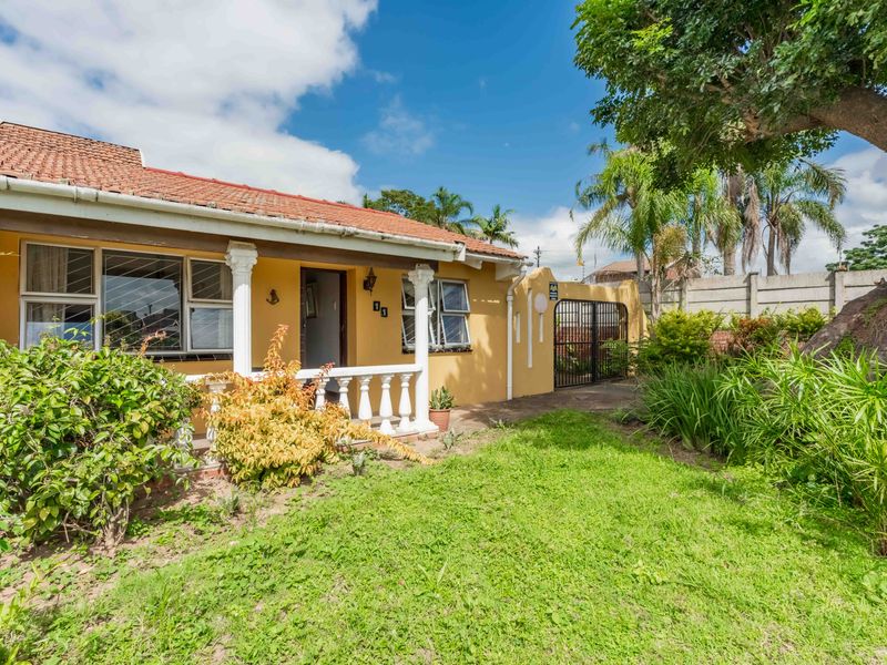 Sought after Suburb - Exceptional Value! - Photo 5