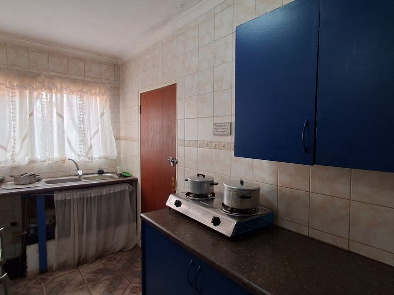 3-Bedroom Townhouse for Sale in Dunnottar Nigel - Photo 4