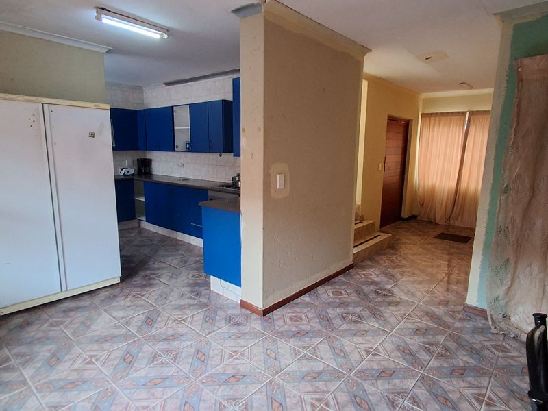 3-Bedroom Townhouse for Sale in Dunnottar Nigel - Photo 3