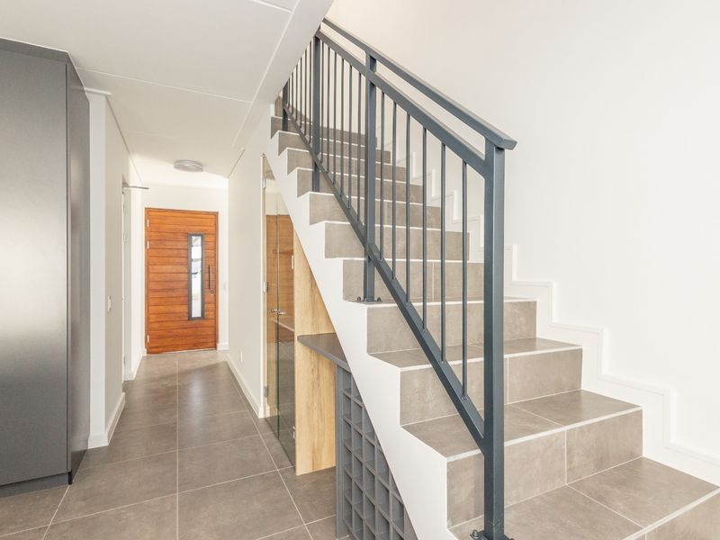 Modern 3-Bedroom House in Le Coste Estate - Photo 10