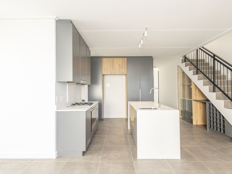 Modern 3-Bedroom House in Le Coste Estate - Photo 8