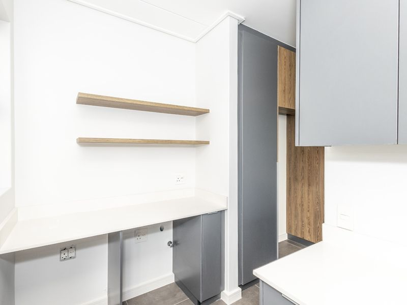 Modern 3-Bedroom House in Le Coste Estate - Photo 7