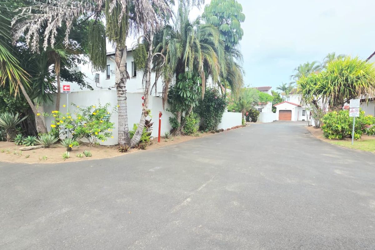 Neat Townhouse in Meer en See - Photo 4