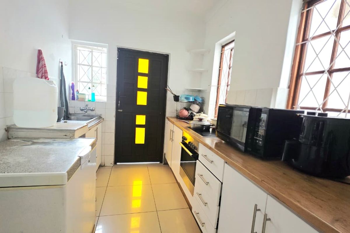 Neat Townhouse in Meer en See - Photo 5