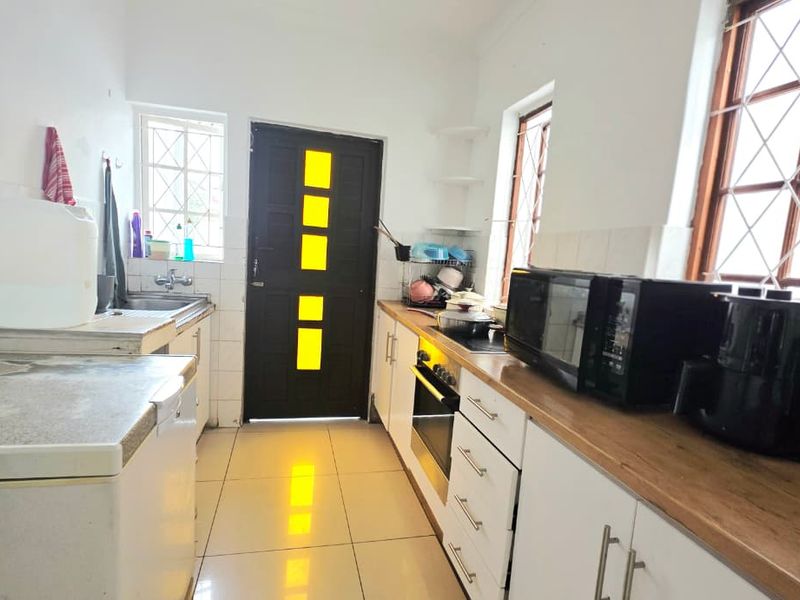 Neat Townhouse in Meer en See - Photo 5