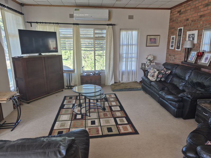 Riverside Property on the Vaal – Spacious Home, Solar Power & Exceptional Lifestyle Opportunity - Photo 10