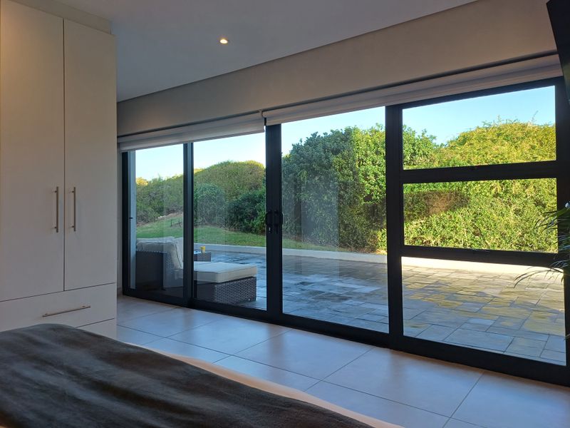 Luxury beachfront living with uninterrupted ocean views - Photo 6